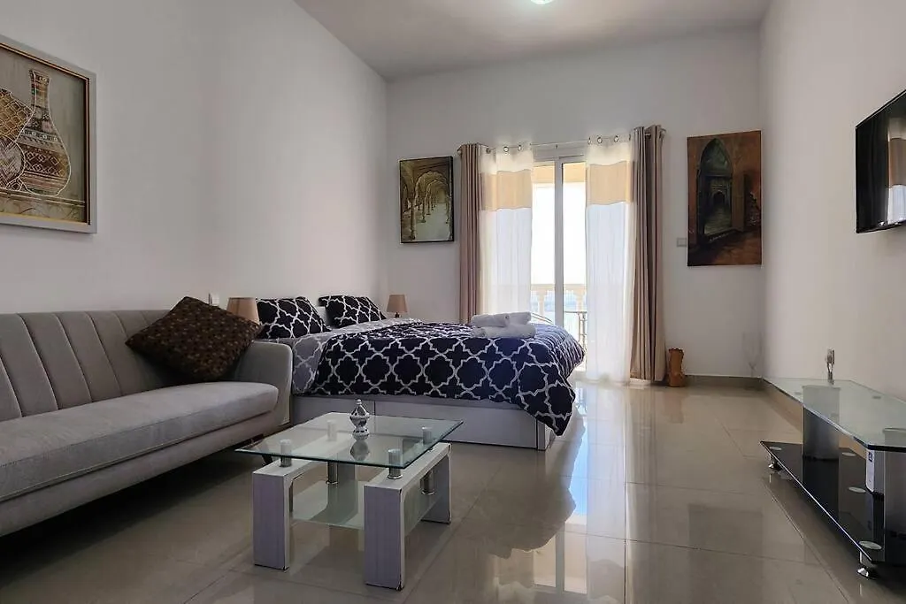 Home Away From Home Ras al-Khaimah Apartment